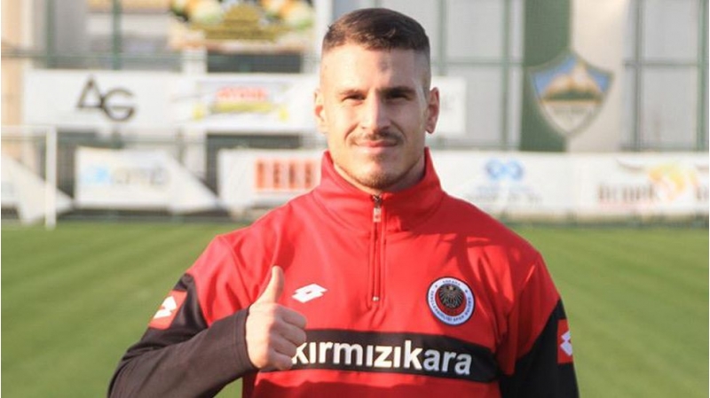 deniz-yilmaz-beshiktasha-qol-vurdu-komandasi-uduzdu