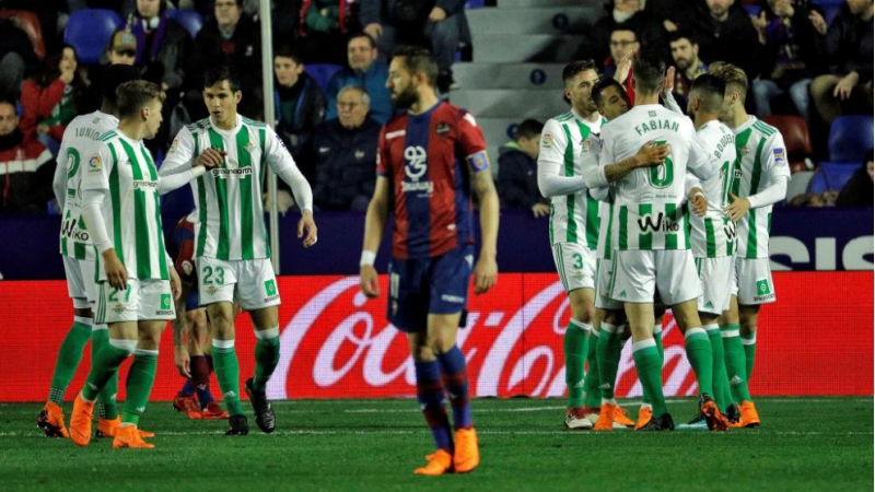 betisden-sefer-qelebesi