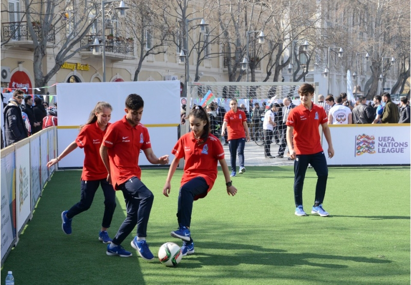 beden-terbiyesi-ve-idman-gunune-hesr-olunan-sergi-kechirilib