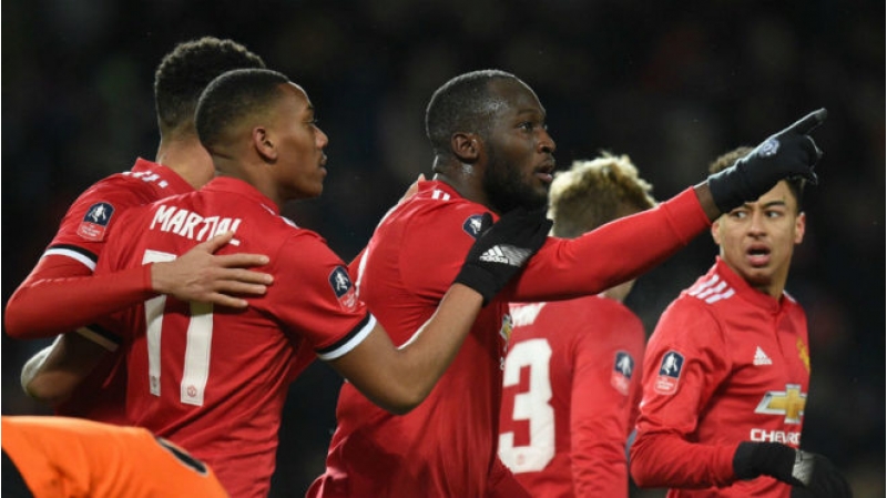 manchester-yunayted-yarimfinalda