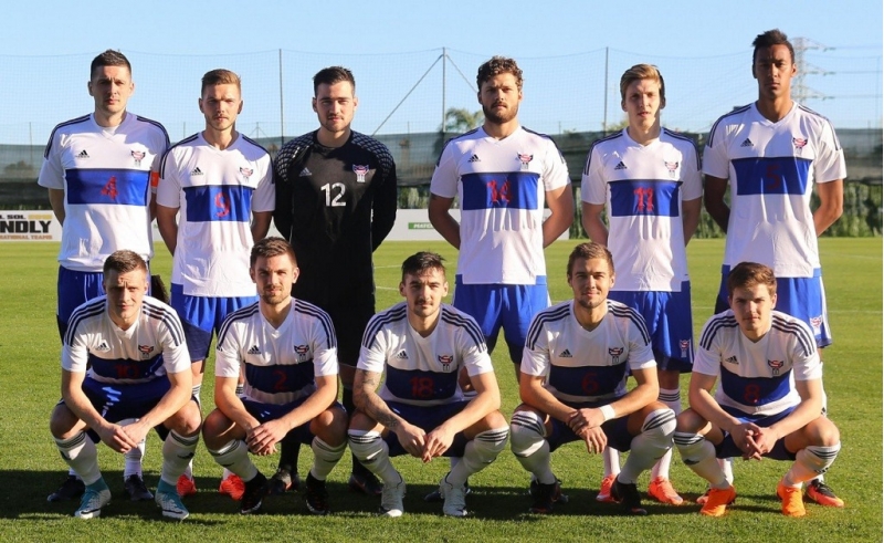 millimizin-reqibinden-inamli-qelebe