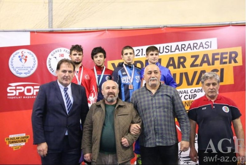 guleshchilerimizden-ugurlu-start-4-qizil-1-gumush-3-burunc