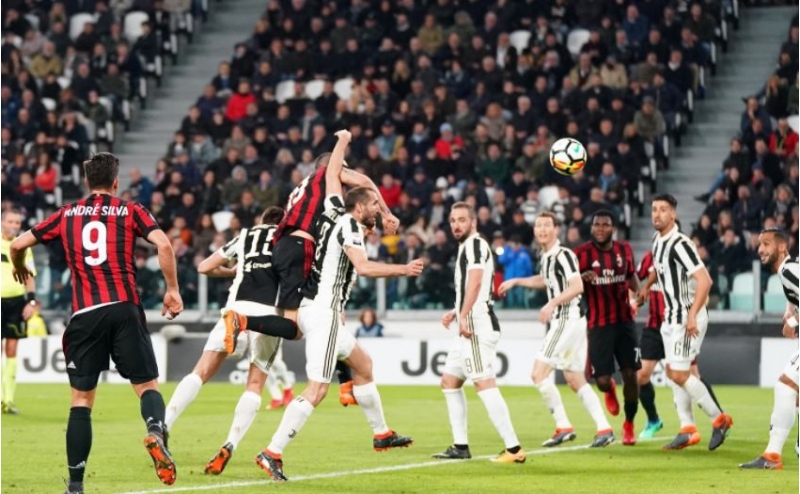 yuventus-milani-xalsiz-yola-saldi