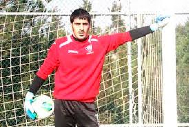 anar-nezirova-futbola-gelishinden-danishib