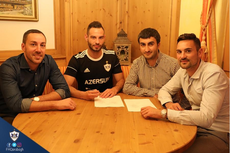 qarabag-slavchevin-muqavilesini-achiqladi