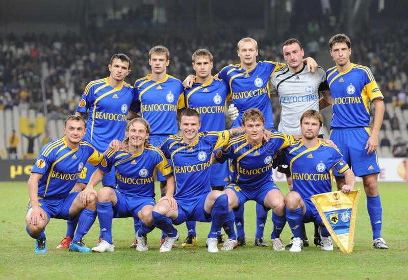 qarabag-bateni-gozleyir