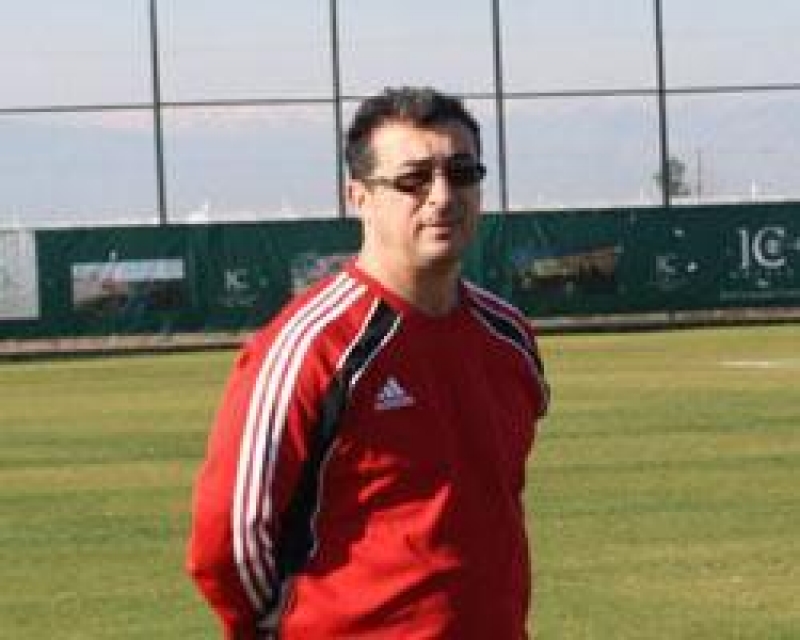 reshad-sadiqovun-yeni-komekchisi