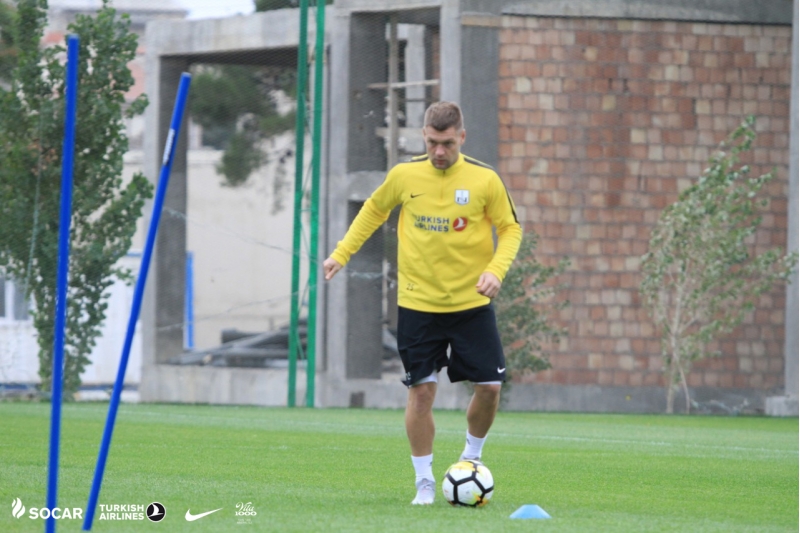 neftchinin-iki-zedelesi-siraya-dondu