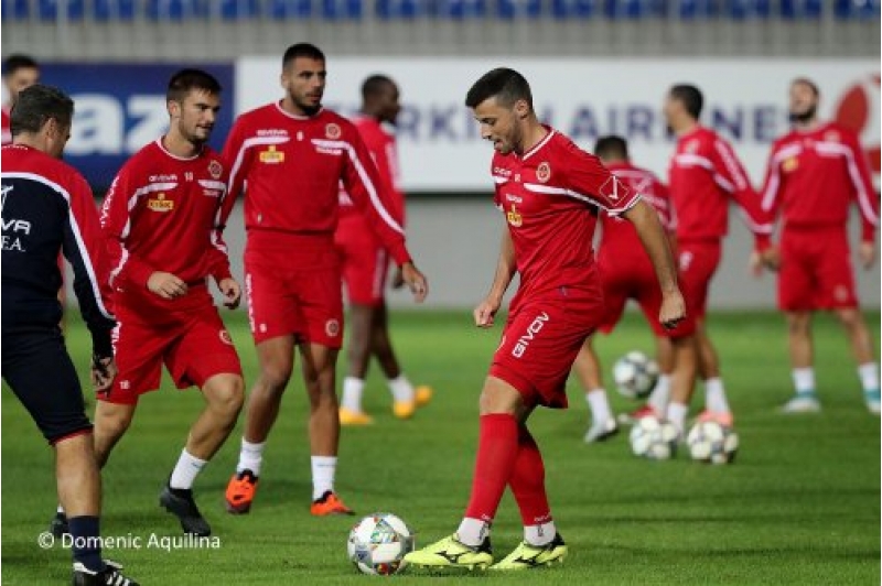 malta-millisi-bakida-ilk-meshqe-chixib