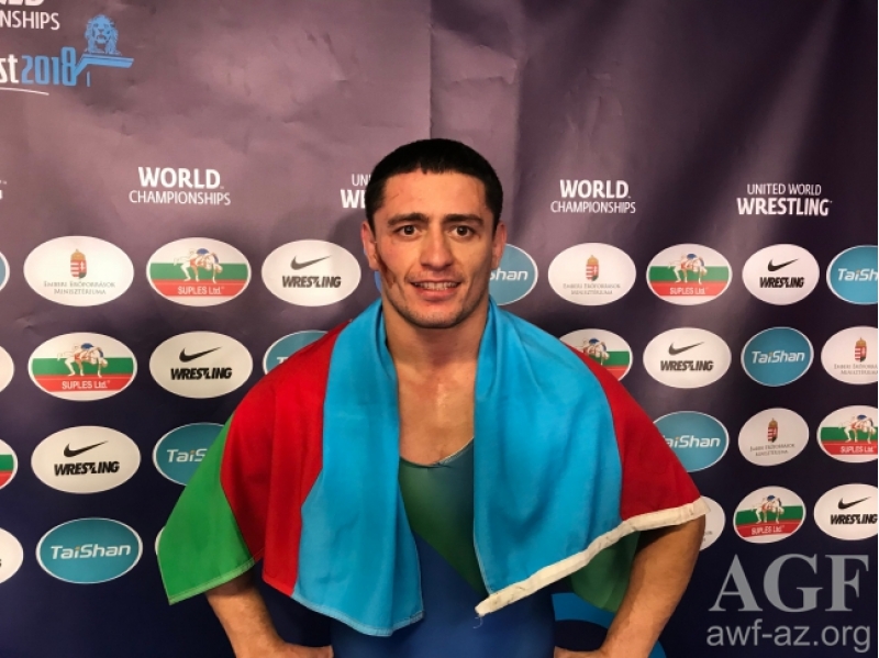 eldenizin-chempionluguna-oz-ugurum-kimi-sevinirem-resul-chunayev