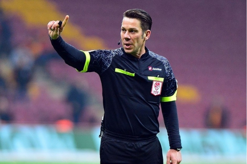 istanbul-derbisinin-hakimleri-achiqlandi