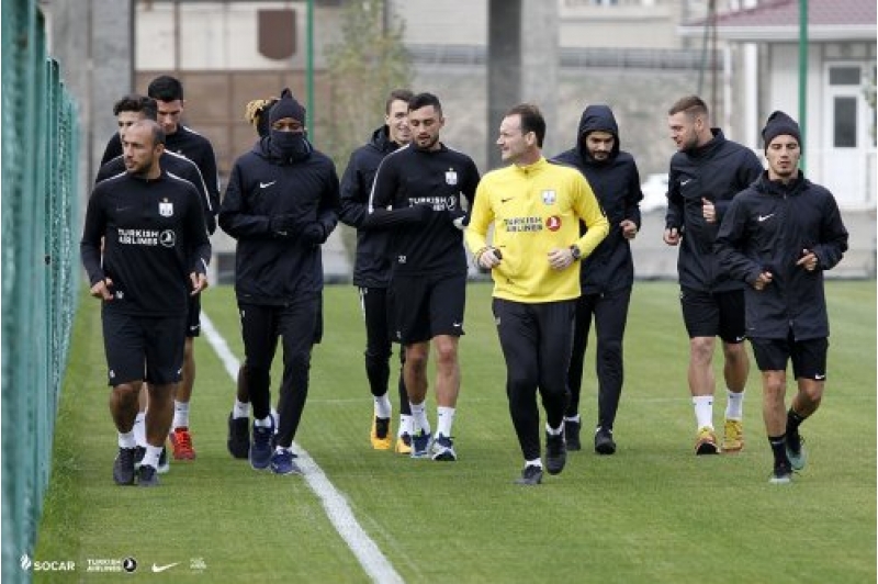 neftchi-hazirliqlara-bashladi-3