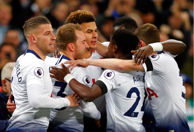 tottenhem-chelsini-xalsiz-yola-saldi