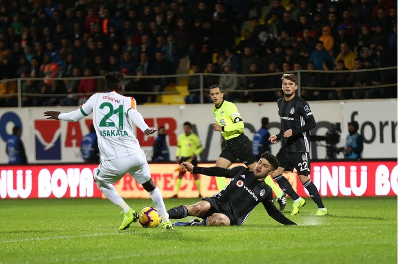 beshiktash-1-xalla-kifayetlendi-2