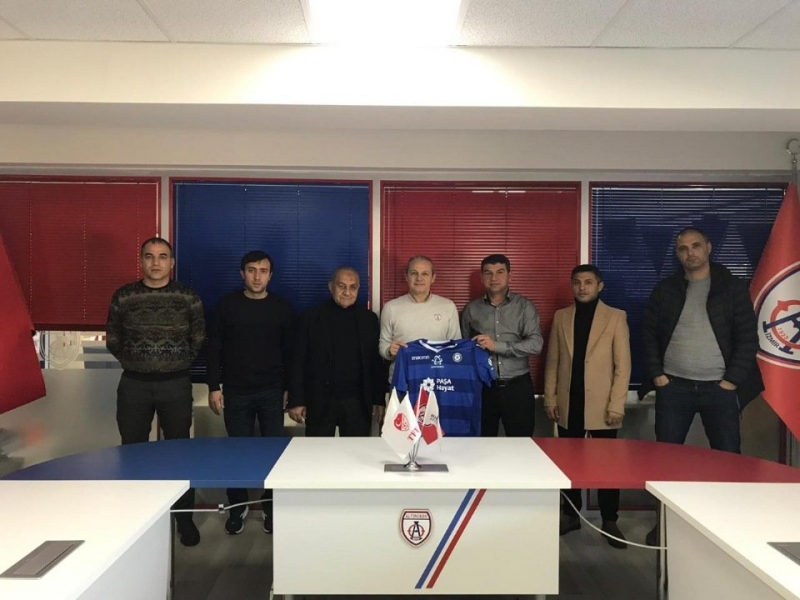 sumqayitin-meshqchileri-turkiye-klubunun-bazasinda