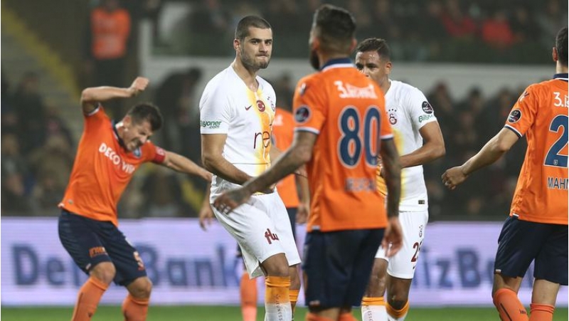 istanbul-derbisinde-qalib-mueyyenleshmedi