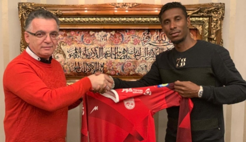 traktorsazi-milanin-kechmish-futbolchusunu-transfer-etdi