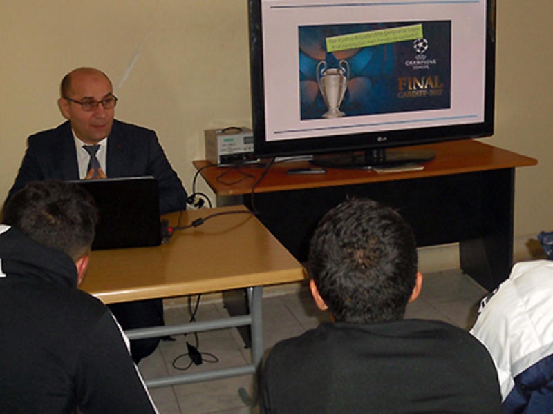 danishilmish-oyunlarla-bagli-seminar-2