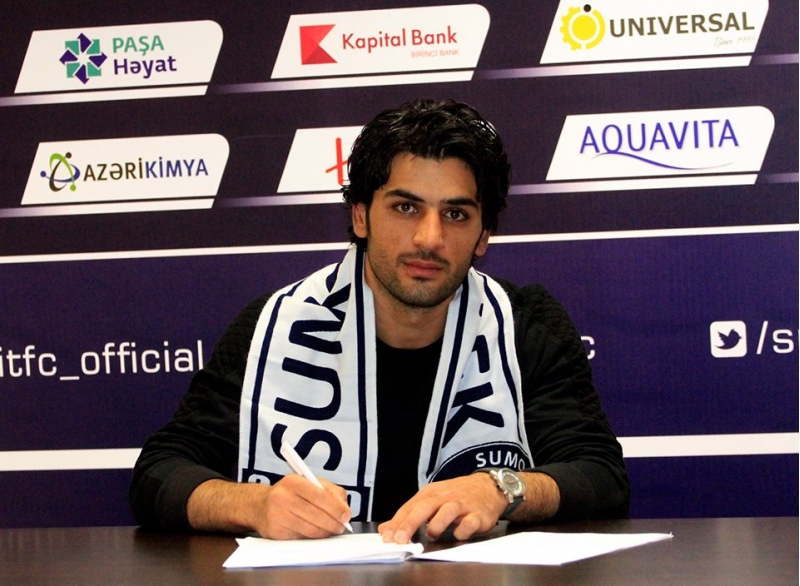 cenubi-azerbaycanli-futbolchu-resmen-sumqayitda