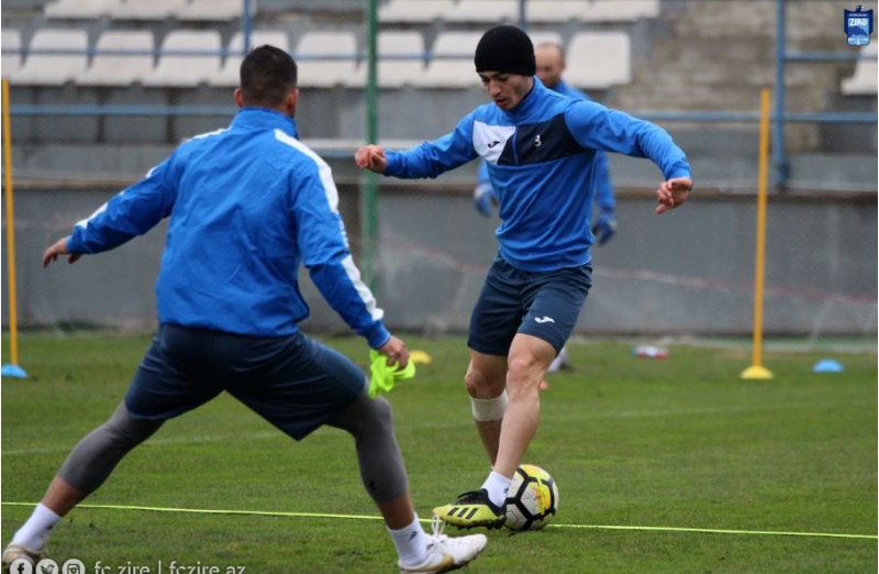 zire-sabahla-oyuna-hazirlashir