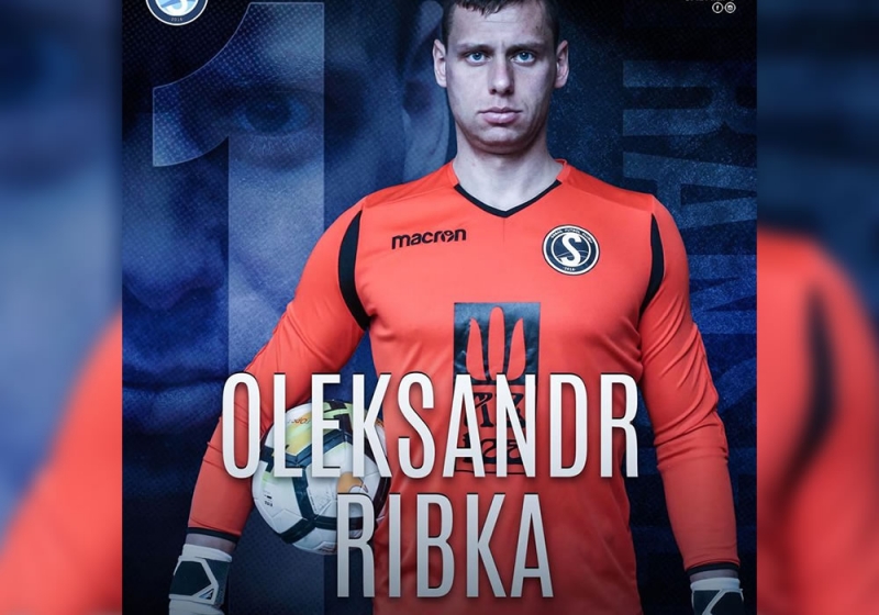 sebail-ukrayna-millisinin-sabiq-qapichisini-transfer-etdi