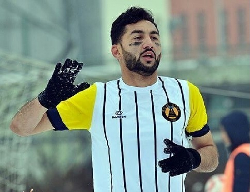 royal-necefovun-yeni-klubu-mueyyenleshdi