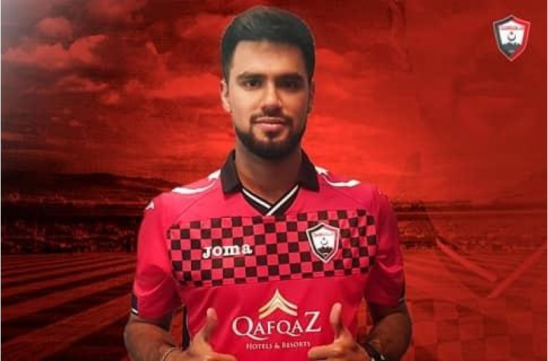 qebele-daha-bir-futbolchunu-heyetine-qatdi