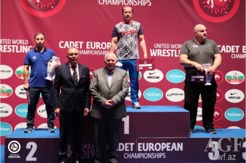 guleshchilerimiz-avropa-chempionatinda-ikinci-oldular-