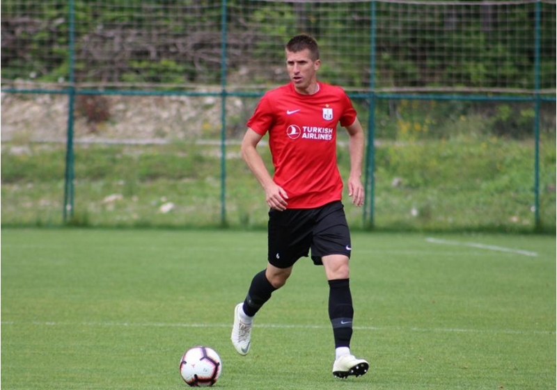 stankovich-meqsede-chatmaq-uchun-chox-oyun-var