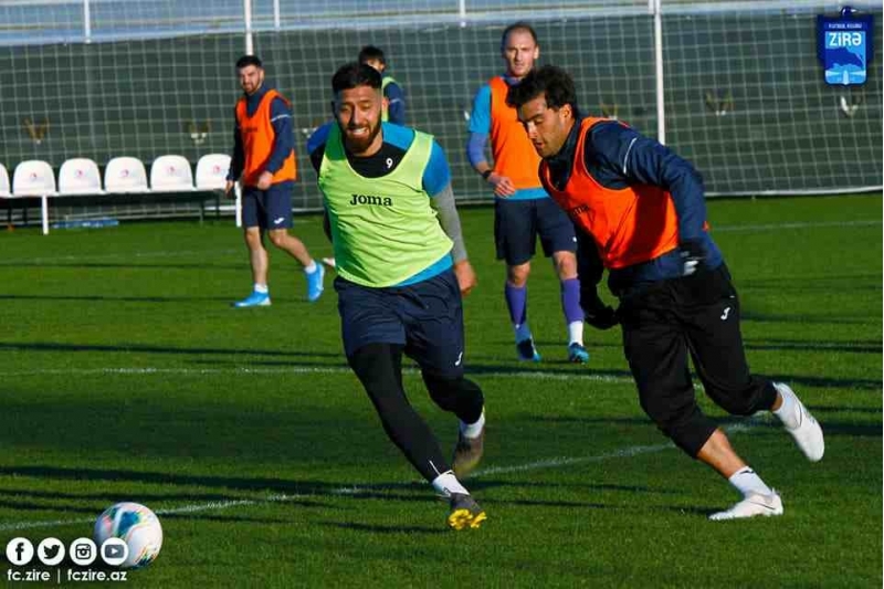 zire-turkiye-klubuna-uduzdu