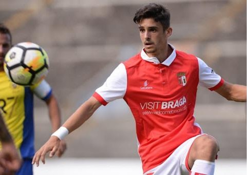 barselonadan-yeni-transfer-2