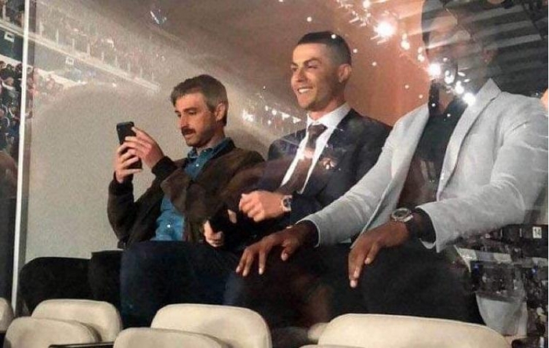 ronaldo-da-el-klasikonu-izleyib