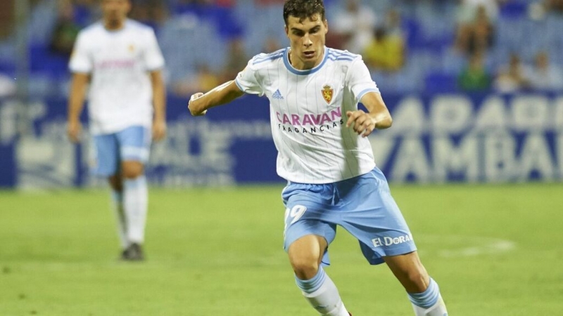 realin-futbolchusu-komandani-terk-etdi