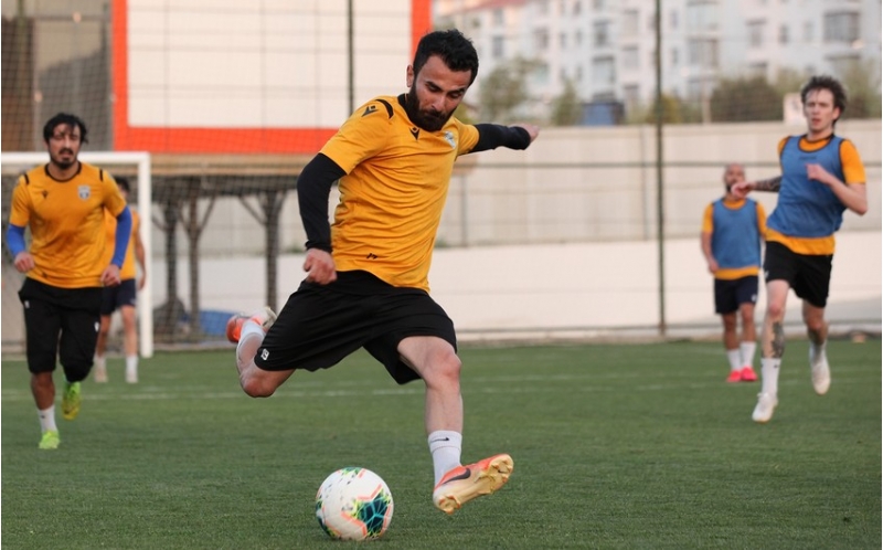 cavid-tagiyev-meni-komandada-saxlamaq-istemediler