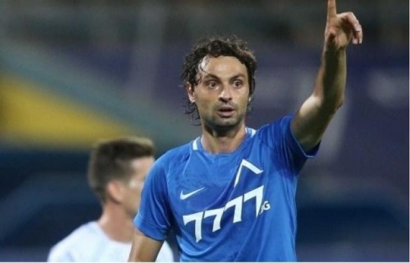 neftchinin-maraqlandigi-futbolchu-qerarini-verdi