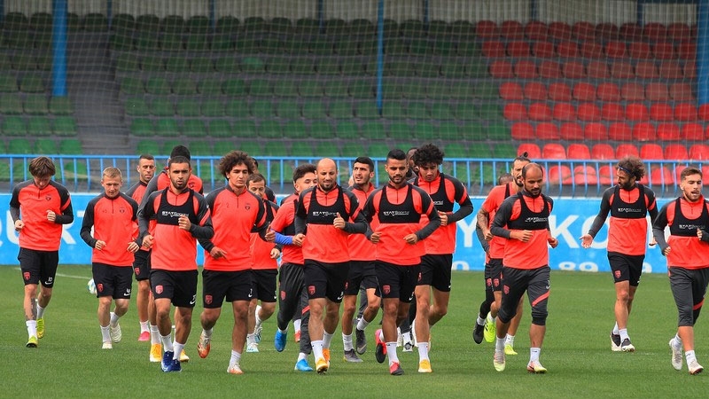 sabahin-futbolchusu-cezalandirildi