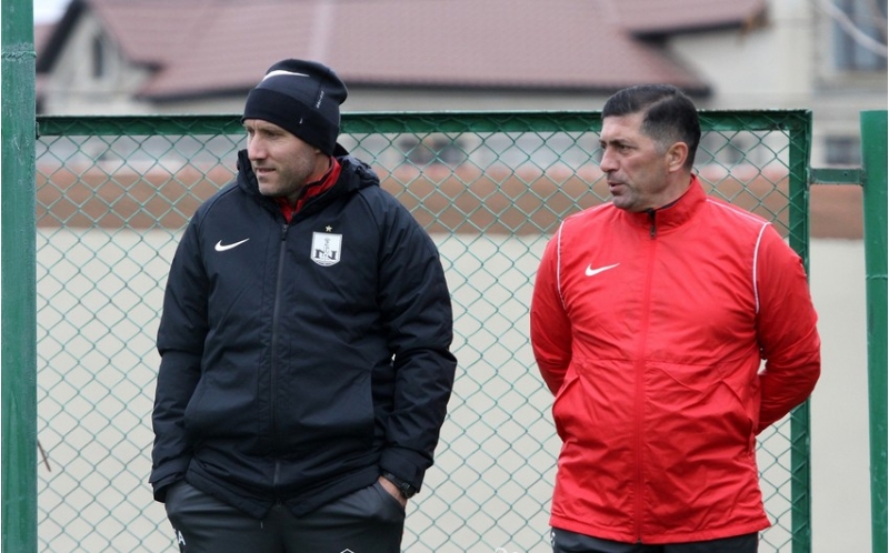 neftchi-qebele-ile-gorushe-itkilerle-chixacaq