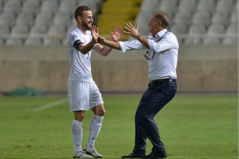 de-byazi-ve-medvedevin-the-best-sechimleri-belli-oldu