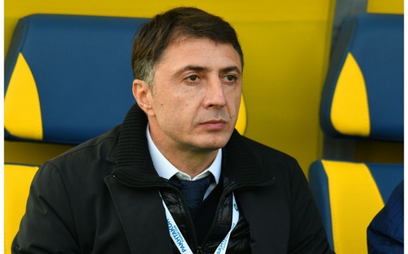 chempion-oldu-istefa-verdi