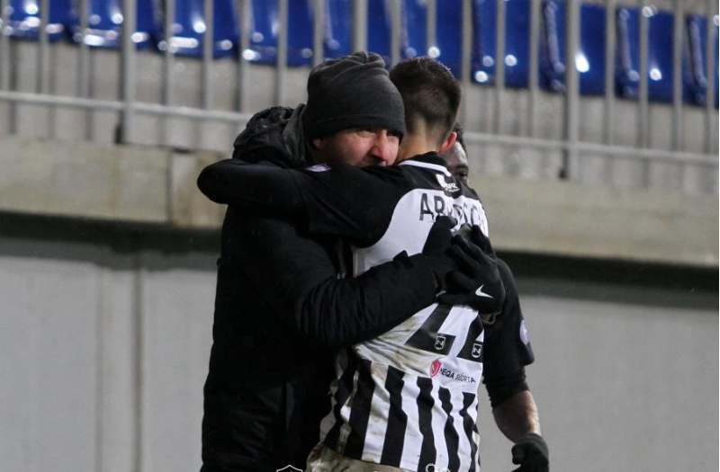 neftchini-qish-chempionu-eden-qelebe