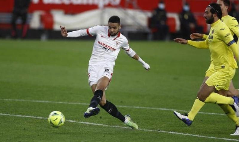 sevilyadan-novbeti-qelebe