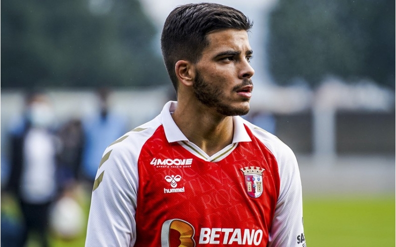 kazimiro-xercheng-xesteliyine-gore-karyerasini-dayandirdi