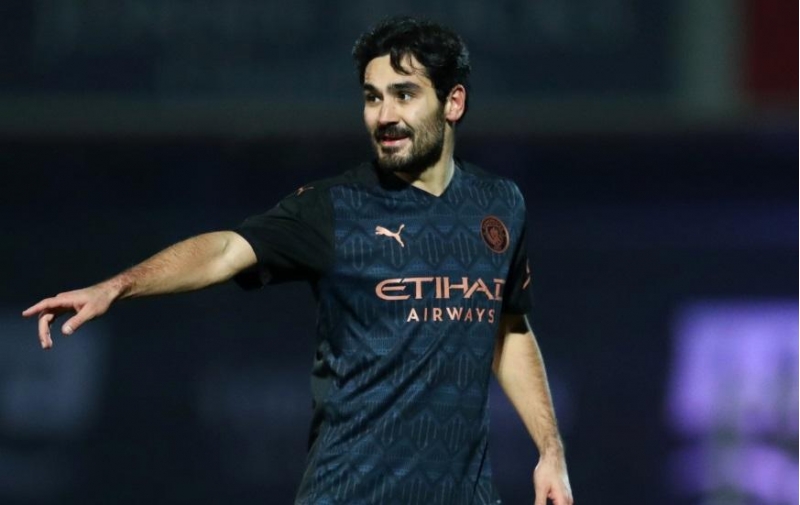 turkiyeli-futbolchudan-numunevi-addim