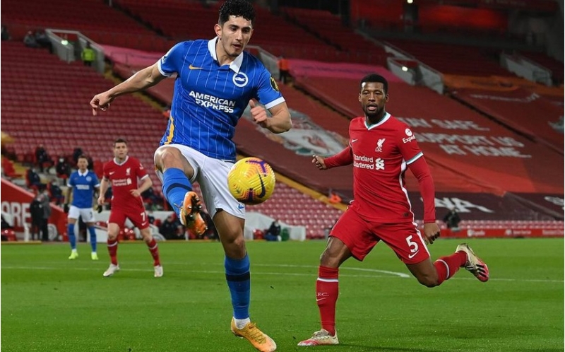 liverpul-oz-meydaninda-braytona-meglub-olub