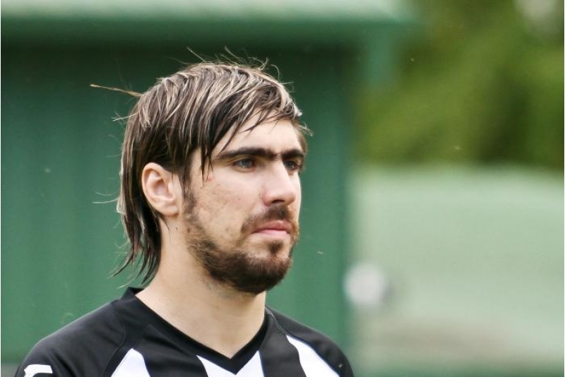 kuryerliye-bashlayan-tanish-sima-kimdir