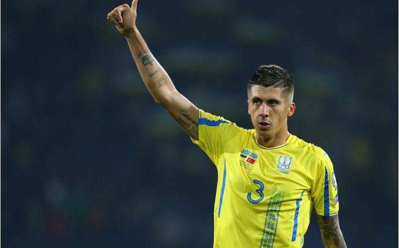 ukraynanin-taninmish-futbolchusu-azerbaycanda-chixish-ede-biler