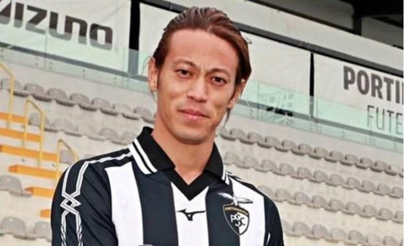 34-yashli-futbolchunun-yeni-klubu