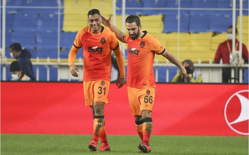 arda-turan-cezalandirildi