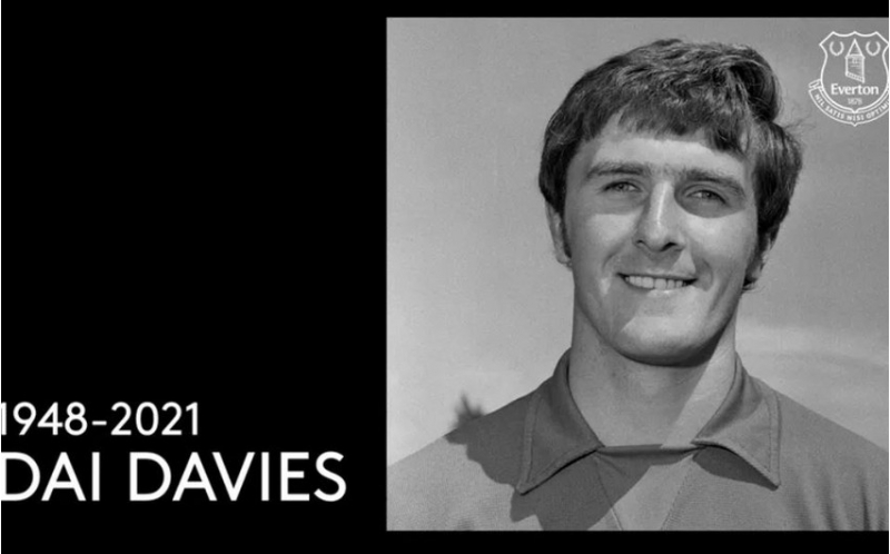 uels-millisinin-sabiq-qapichisi-dunyasini-deyishdi