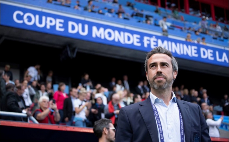 psj-ve-lionun-futbolchusu-millimizle-oyunu-buraxacaq